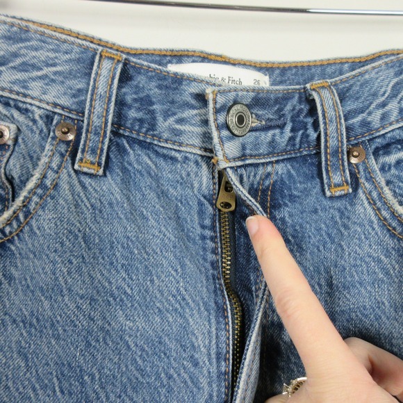 Abercrombie & Fitch The Loose High Rise Women's Blue Denim Jeans Size 26 2 - Picture 3 of 11